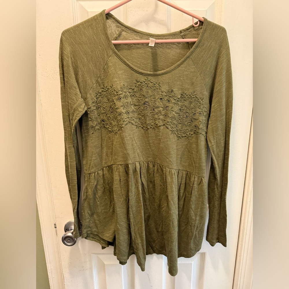 Xhilaration Khaki Green Tee
